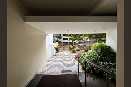 Apartamento para alugar com 83m², 2 quartos e 1 vaga Apartamento para alugar com 83m², 2 quartos e 1 vagaPortaria