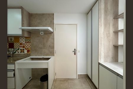 Apartamento para alugar com 83m², 2 quartos e 1 vaga Apartamento para alugar com 83m², 2 quartos e 1 vagaCozinha
