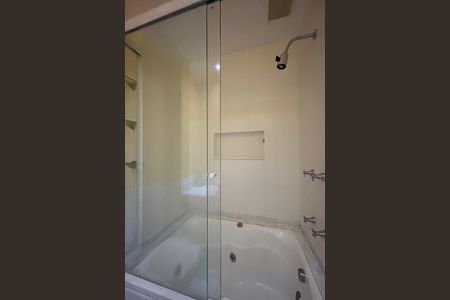 Apartamento para alugar com 83m², 2 quartos e 1 vaga Apartamento para alugar com 83m², 2 quartos e 1 vagaSuíte - banheiro