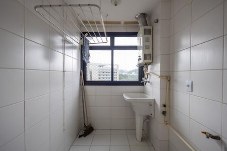 Apartamento à venda com 73m², 2 quartos e 1 vagaÁrea de Serviço