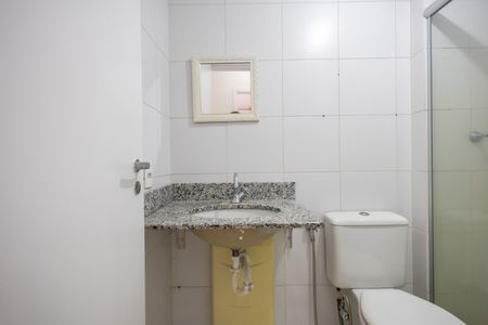 Apartamento à venda com 73m², 2 quartos e 1 vagaBanheiro Social
