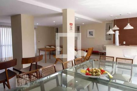 Apartamento à venda com 73m², 2 quartos e 1 vagaÁrea comum