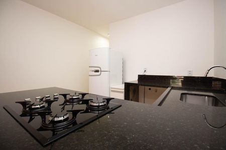Studio para alugar com 40m², 1 quarto e sem vaga Studio para alugar com 40m², 1 quarto e sem vagaCozinha e Área de Serviço