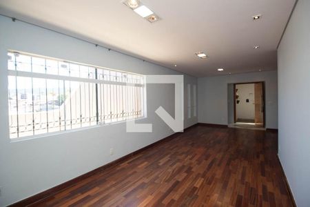 Casa para alugar com 3 quartos, 600m² em Vila Nova Mazzei, São Paulo