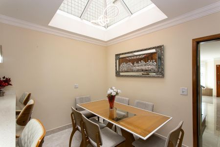 Casa para alugar com 200m², 3 quartos e 4 vagas Casa para alugar com 200m², 3 quartos e 4 vagasCopa