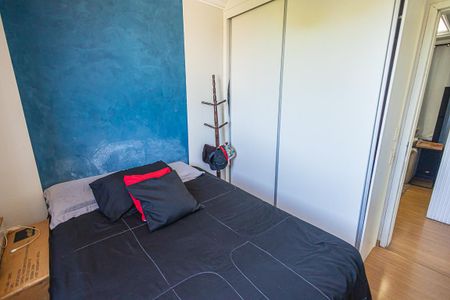 Quarto 1 de apartamento para alugar com 3 quartos, 58m² em Santa Amélia, Belo Horizonte