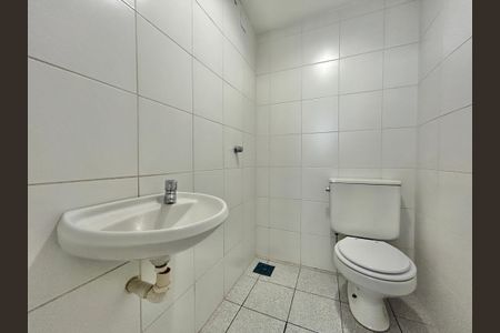 Apartamento para alugar com 169m², 3 quartos e 2 vagas Apartamento para alugar com 169m², 3 quartos e 2 vagasBanheiro de Serviço