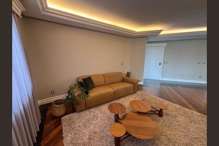 Apartamento para alugar com 169m², 2 quartos e 2 vagas Apartamento para alugar com 169m², 2 quartos e 2 vagasSala