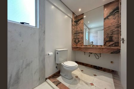 Apartamento para alugar com 169m², 3 quartos e 2 vagas Apartamento para alugar com 169m², 3 quartos e 2 vagasBanheiro Social