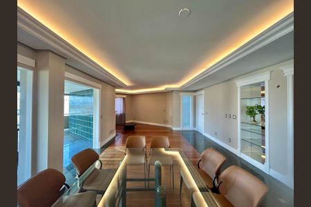 Apartamento para alugar com 169m², 3 quartos e 2 vagas Apartamento para alugar com 169m², 3 quartos e 2 vagasSala