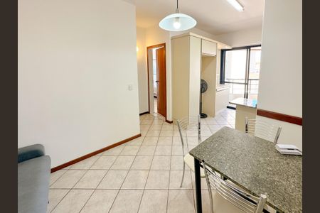 Apartamento para alugar com 65m², 1 quarto e 1 vagaSala