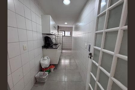 Apartamento para alugar com 120m², 3 quartos e 2 vagas Apartamento para alugar com 120m², 3 quartos e 2 vagasCozinha