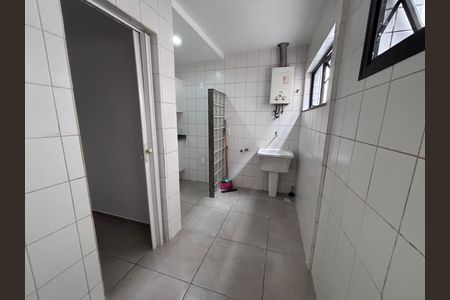 Apartamento para alugar com 120m², 3 quartos e 2 vagas Apartamento para alugar com 120m², 3 quartos e 2 vagasÁrea de Serviço