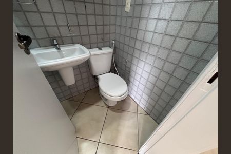 Apartamento para alugar com 120m², 3 quartos e 2 vagas Apartamento para alugar com 120m², 3 quartos e 2 vagasBanheiro