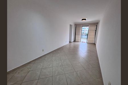 Apartamento para alugar com 120m², 3 quartos e 2 vagas Apartamento para alugar com 120m², 3 quartos e 2 vagasSala