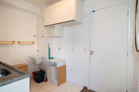 Área de serviço de kitnet/studio para alugar com 1 quarto, 26m² em Bela Vista, São Paulo