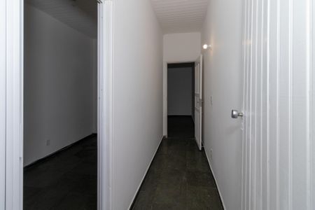 Casa à venda com 145m², 4 quartos e 2 vagasCorredor