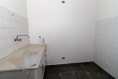 Casa à venda com 145m², 4 quartos e 2 vagasEdícula - Cozinha
