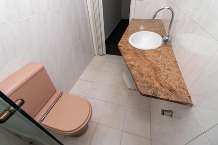 Casa à venda com 145m², 4 quartos e 2 vagasBanheiro da Suíte