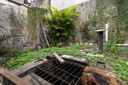 Casa à venda com 145m², 4 quartos e 2 vagasQuintal