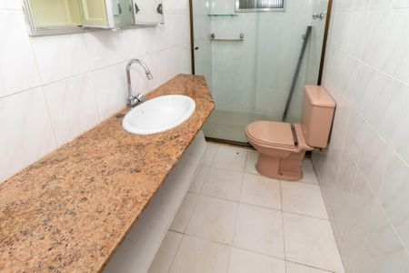 Casa à venda com 145m², 4 quartos e 2 vagasBanheiro da Suíte