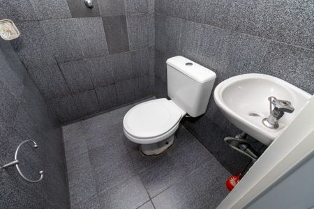 Casa à venda com 145m², 4 quartos e 2 vagasEdícula - Banheiro