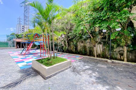 Apartamento para alugar com 50m², 2 quartos e 1 vagaÁrea comum - Playground