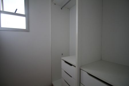 Apartamento para alugar com 83m², 2 quartos e 2 vagasBanheiro Social