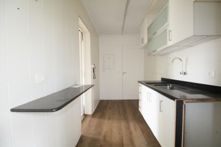 Apartamento para alugar com 83m², 2 quartos e 2 vagasCozinha