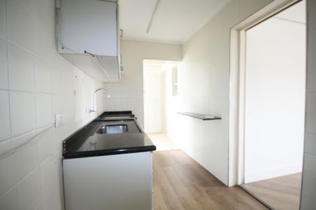 Apartamento para alugar com 83m², 2 quartos e 2 vagasCozinha