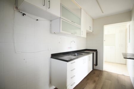 Apartamento para alugar com 83m², 2 quartos e 2 vagasCozinha