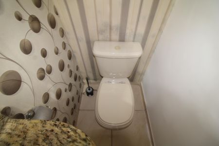 Casa à venda com 100m², 2 quartos e 1 vagaLavabo