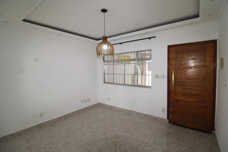 Sala de casa à venda com 2 quartos, 100m² em Vila Paulicéia, São Paulo