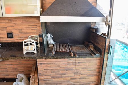 Apartamento à venda com 170m², 4 quartos e 3 vagasChurrasqueira privativa