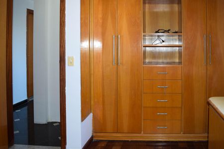 Apartamento à venda com 170m², 4 quartos e 3 vagasQuarto 1