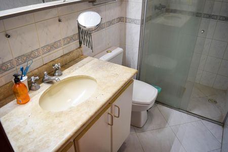 Apartamento à venda com 170m², 4 quartos e 3 vagasBanheiro Suíte 2