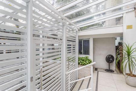 Apartamento à venda com 79m², 2 quartos e 1 vagaFachada