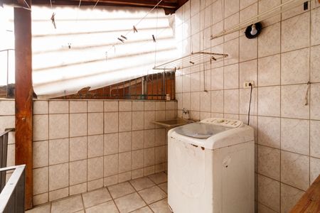 Casa à venda com 110m², 3 quartos e 1 vagaÁreas de serviço e lazer