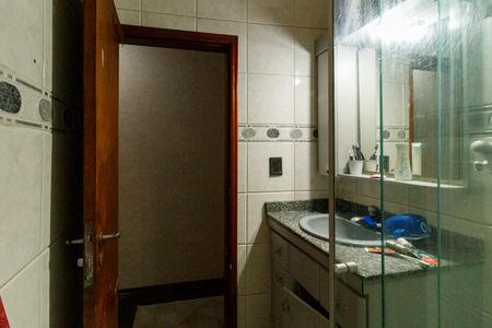 Casa à venda com 110m², 3 quartos e 1 vagaBanheiro