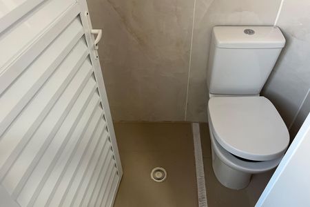 Casa de condomínio para alugar com 148m², 2 quartos e 1 vagaBanheiro de serviço