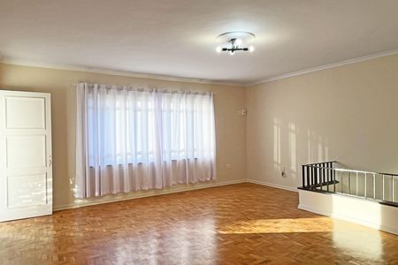 Sala de casa de condomínio para alugar com 2 quartos, 121m² em Vila Matias, Santos