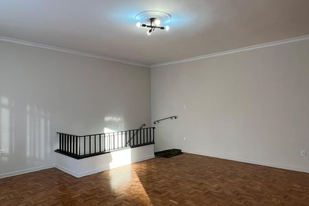 Sala de casa de condomínio para alugar com 2 quartos, 121m² em Vila Matias, Santos