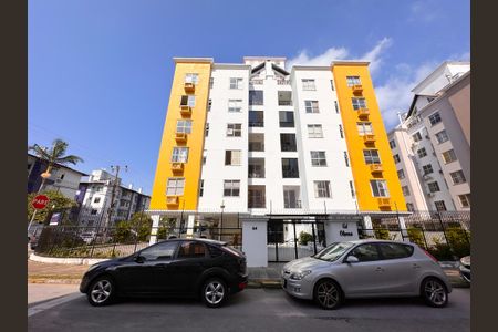 Apartamento para alugar com 85m², 2 quartos e 1 vagaFachada