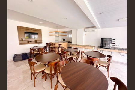 Apartamento para alugar com 85m², 2 quartos e 1 vagaÁrea comum - Salão de festas