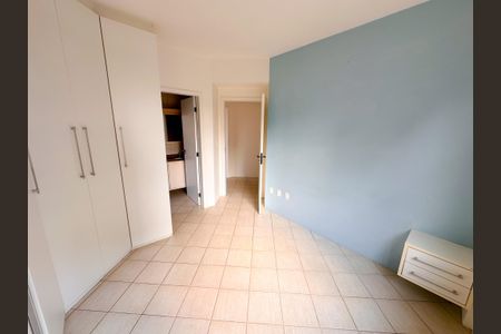 Suíte de apartamento para alugar com 2 quartos, 85m² em Itacorubi, Florianópolis