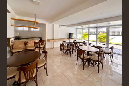 Apartamento para alugar com 85m², 2 quartos e 1 vagaÁrea comum - Salão de festas