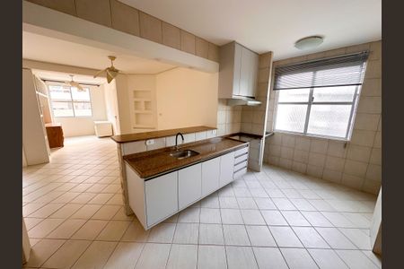 Apartamento para alugar com 85m², 2 quartos e 1 vagaCozinha