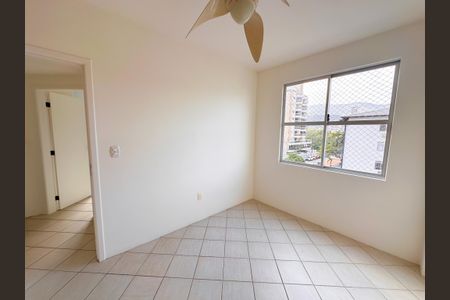 Apartamento para alugar com 85m², 2 quartos e 1 vagaQuarto