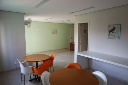 Apartamento à venda com 55m², 2 quartos e 1 vagaÁrea comum