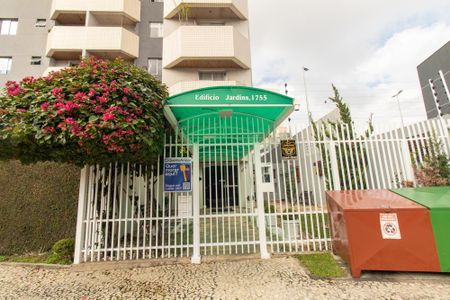 Fachada de apartamento para alugar com 1 quarto, 39m² em Juvevê, Curitiba